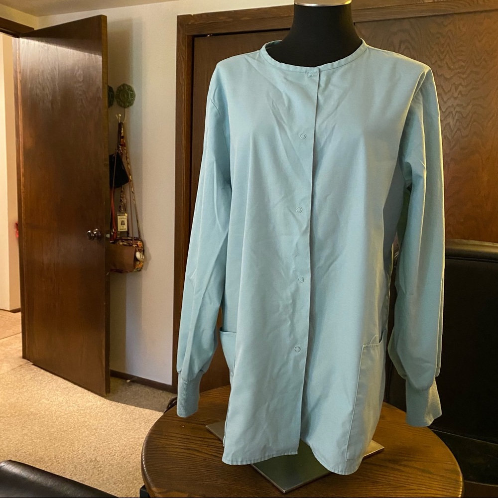 Women’s Light Blue/Green Scrub Jacket (XL - Picture 2 of 7